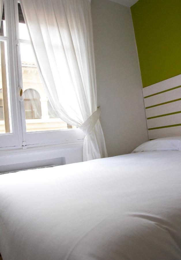Hostal Boreal Mistral Burgo Eksteriør bilde