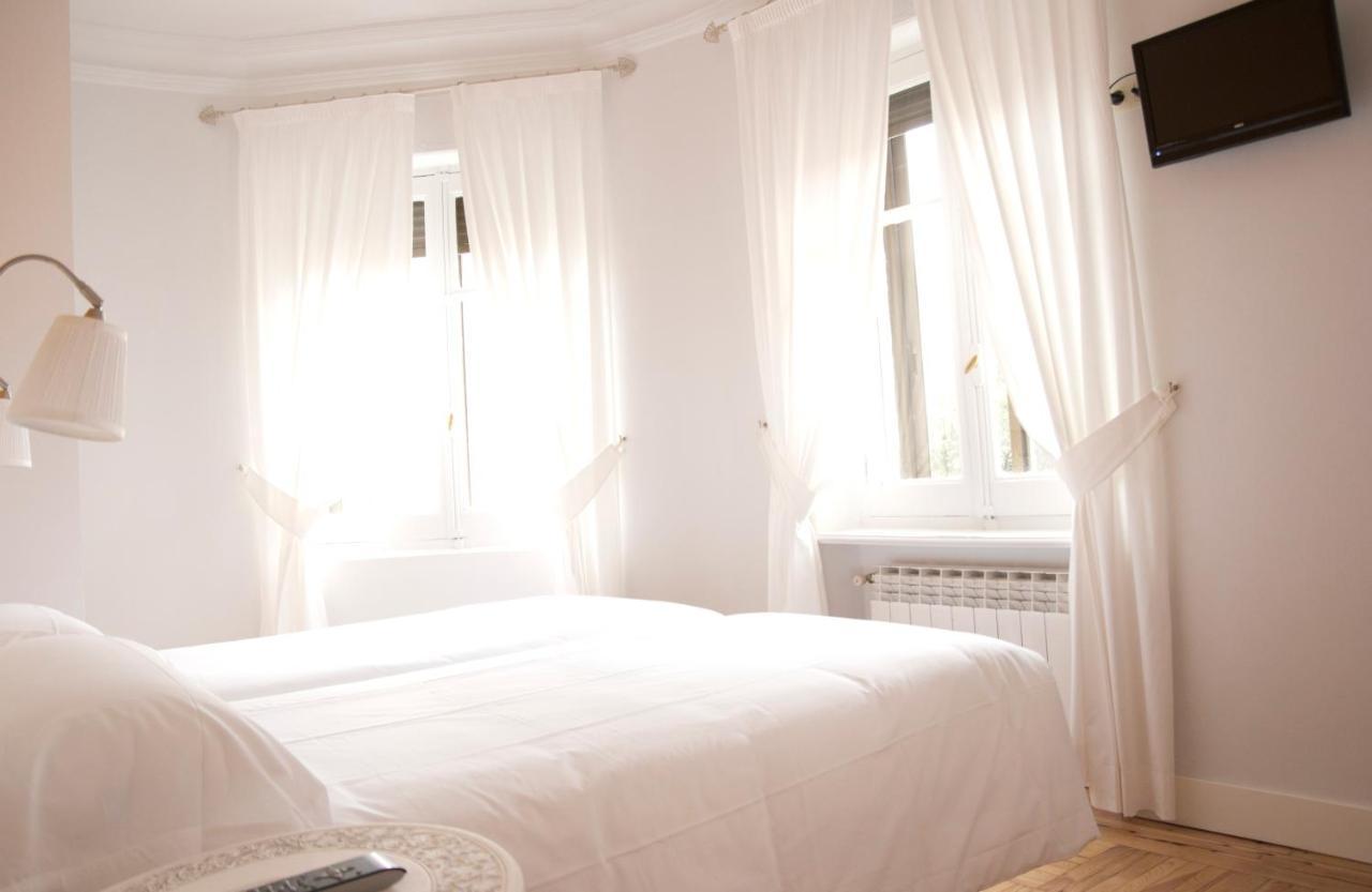 Hostal Boreal Mistral Burgo Eksteriør bilde