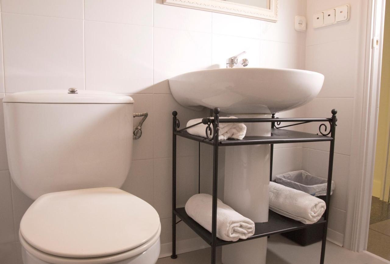Hostal Boreal Mistral Burgo Eksteriør bilde