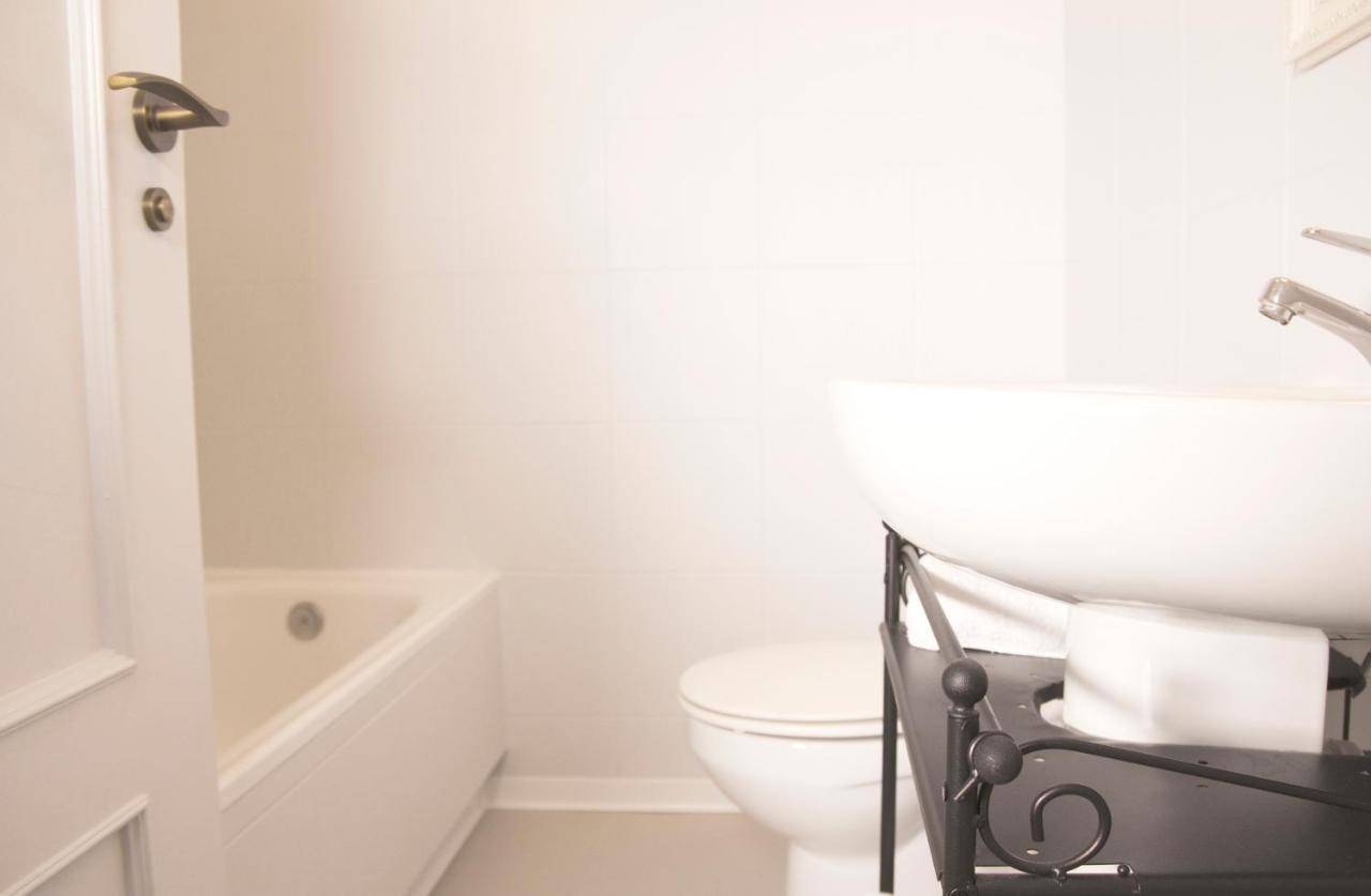 Hostal Boreal Mistral Burgo Eksteriør bilde